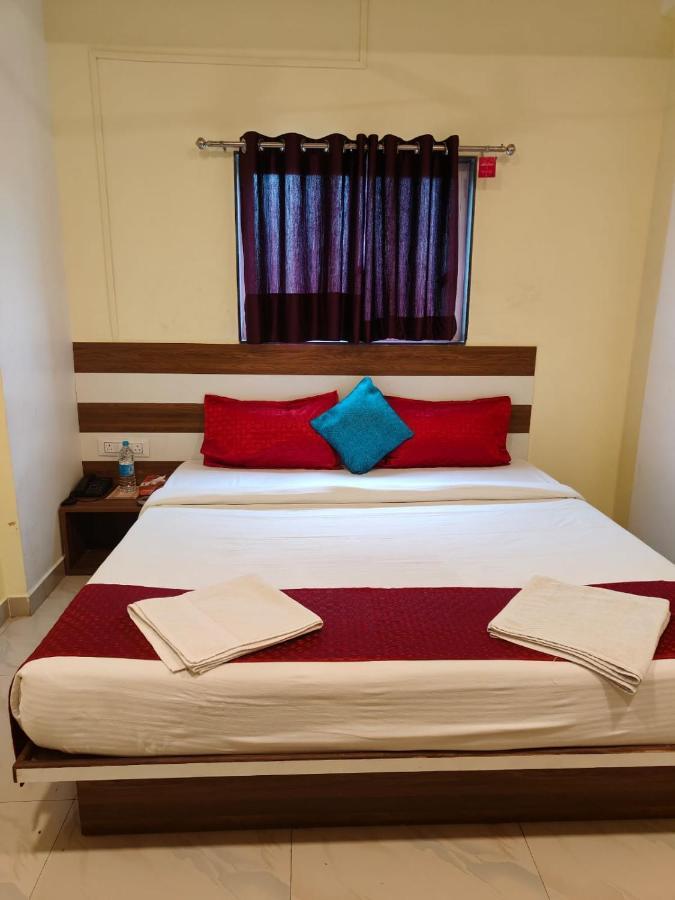 Shrinidhi Residency Pune Hotel Ngoại thất bức ảnh