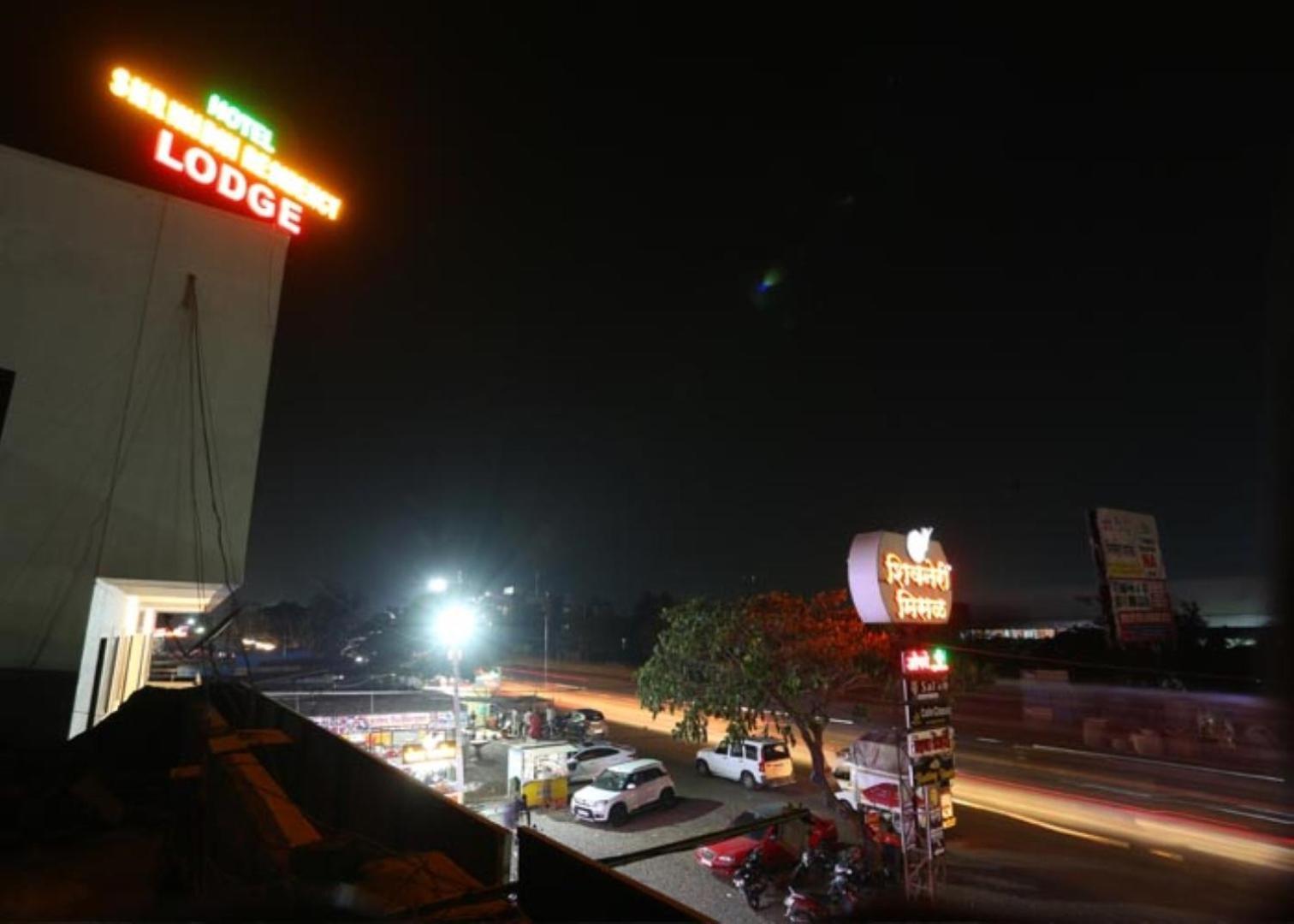 Shrinidhi Residency Pune Hotel Ngoại thất bức ảnh